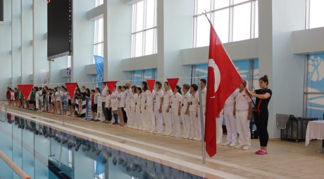 10 Kulüpten 260 kişi kulaç atacak
