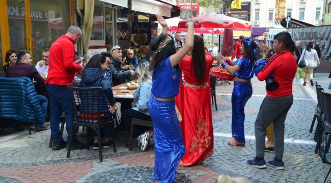Kakava’ya danslı, müzikli davet