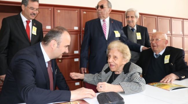 “Köklü okul canlı bir tarih”