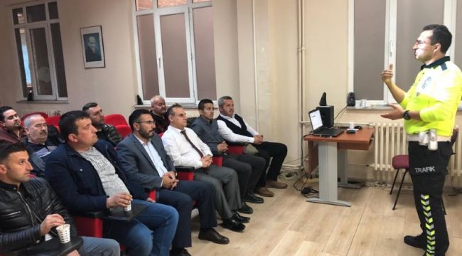 Sağlık Müdürlüğü’nden şoförlere kuralları eğitimi