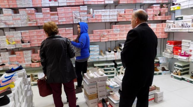 Yeni sezon ayakkabıya komşu daha ilgili