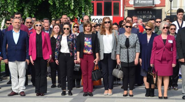 Gençlerden 100’üncü yıl kutlamaları