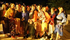 Hıdırellez sahurunda niyet edildi, dilekler yazıldı nehre bırakıldı