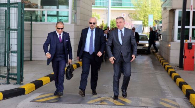 Kapılarda yaz hazırlığı