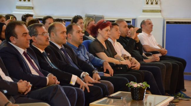 Necip Fazıl törenle anıldı