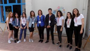 Sosyal kimliklerini fotoğrafa yansıttılar