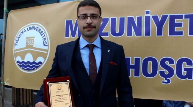 Suriyeli Muhammet Fakülte birincisi