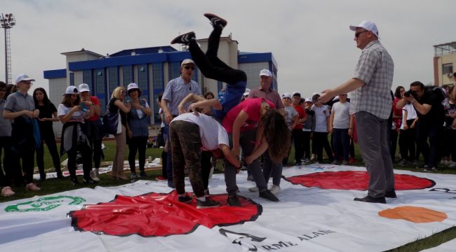 Teknoloji yok sokak oyunları var