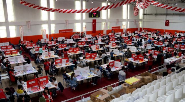 Yetenekli öğrenciler hünerlerini sergiledi