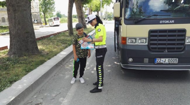 Emniyetten 100 çocuğa bisiklet