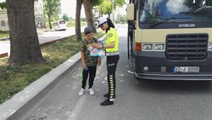 Emniyetten 100 çocuğa bisiklet