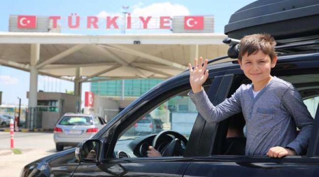 Esnaf gurbetçileri bekliyor