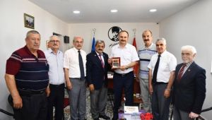 Vali Canalp’in iade-i ziyaretleri sürüyor
