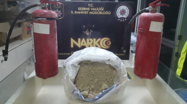 Yangın tüplerinden 11,5 kilogram eroin çıktı