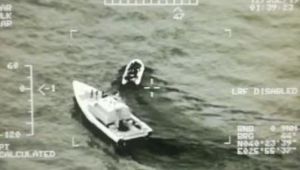 Denizde kaçak göçmen operasyonu