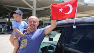 Gurbetçiler vatana ayak bastı