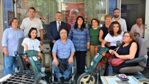‘‘Sağlıkta engelleri kaldırıyoruz’’