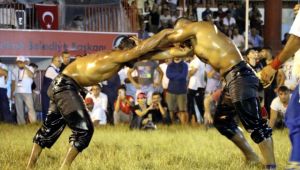 Tarihe yakışır güreş