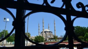 “Esnaflar için bayram sürüyor”