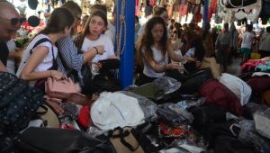 Poşet paralı olunca çantalar büyüdü