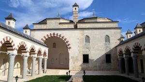 Saatli Medrese restore edildi