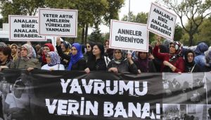 Diyarbakır annelerine kadın desteği