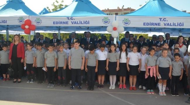 Eğitim törenle başladı