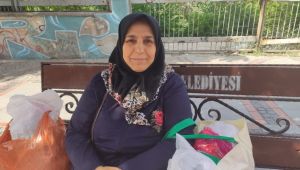 Halk cami girişinde cinsiyet ayrımına tepkili