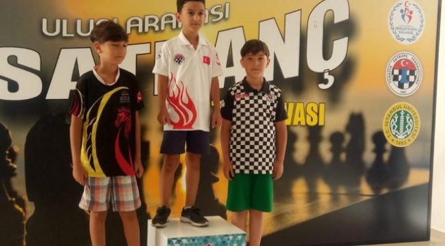 Son hamleyi tarihi kalede yaptılar