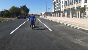 Yollarda çizgi çalışması