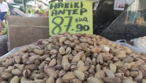 Antep fıstığı el yakıyor