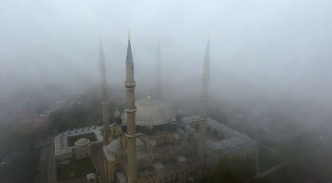 Edirne sisle uyanıyor