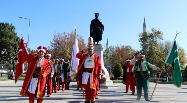 Mehterandan Mehmetçiğe asker selamı