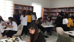 Öğrenciler Millet Kıraathanesi’nde