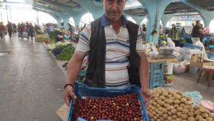 Pazarın şifa deposu ‘Hünnap’