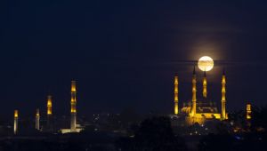 Dolunay fotoğrafseverlere doyumsuz anlar yaşattı