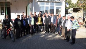 Helvacıoğlu’ndan 4 köye Atatürk büstü