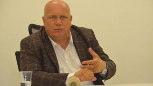 ‘İl Başkanıyım; köy muhtarı değilim’