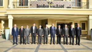 Muhtarlardan Anlamlı Bağış