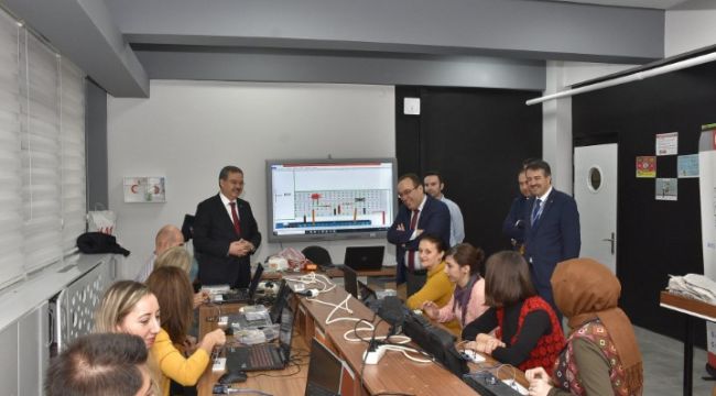 Arduino eğitimleri sürüyor
