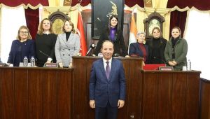 Meclis kadınlara emanet
