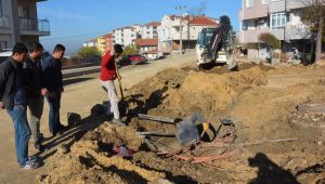 Muammer Aksoy’a beton yol