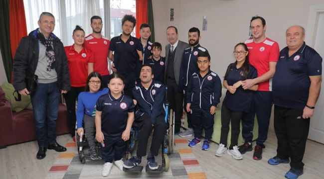 Gürkan, engelleri kaldıran sporculara başarılar diledi