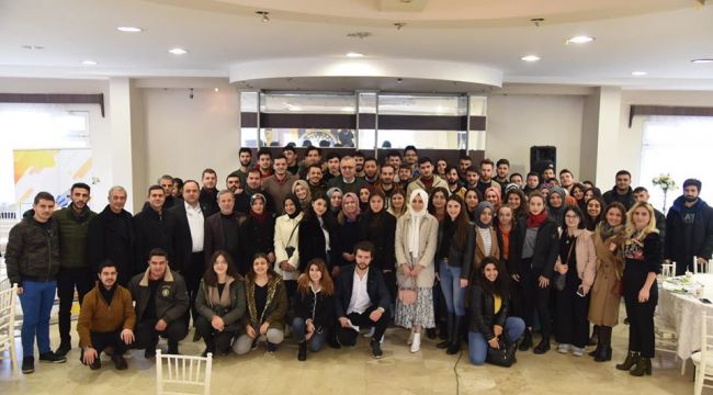 Helvacıoğlu, öğrencileri dinledi