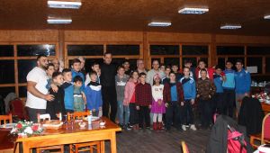 Kazdal, sporcularla yemekte buluştu