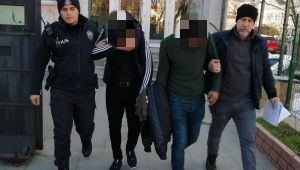Aranması bulunan 2 kişi yakalandı