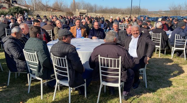 Çiftçiler yağmur duasına çıktı