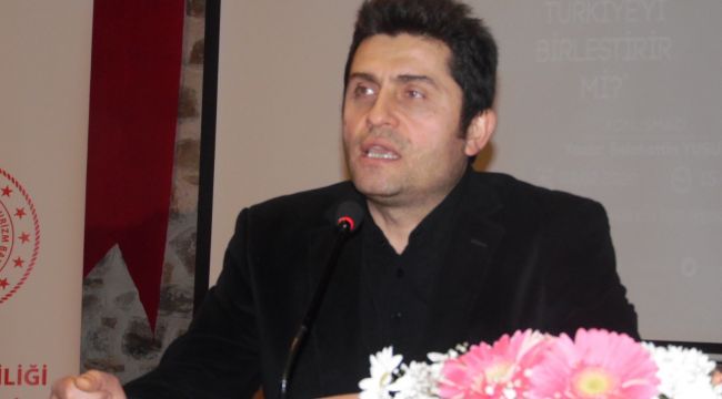 ‘Futbol ve siyasete göre edebiyat konuşmak zor’