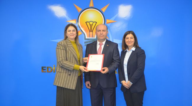 Özcan’dan AK Parti’ye davet
