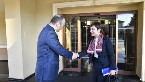 Sofya Büyükelçisi Vali Canalp ile bir araya geldi